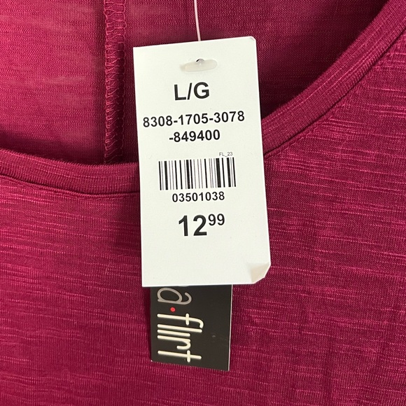 Quarter length sleeve blouse - Picture 5 of 5